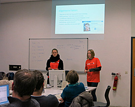 Infotainment: EMG-Medienscouts und Eltern beschäftigen sich ganz praktisch mit dem Thema Facebook