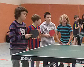 Erfolgreiche Rundl&auml;ufer: Das Jungenteam der 5b hat sich beim Milchcup f&uuml;r die n&auml;chste Runde qualifiziert 