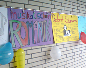 Im Vorfeld des Jubil&auml;ums haben Sch&uuml;lerinnen und Sch&uuml;ler Daten und Fakten zum Leben Robert Schumanns zusammengetragen 