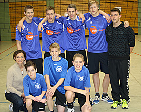 Extrem schwer zu schlagen: Das von Anna Mehlich (u.l.) betreute EMG-Volleyball-Team der Wettkampfklasse II 